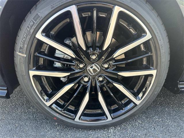 new 2025 Honda Accord Hybrid car, priced at $37,957