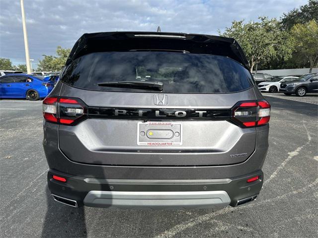new 2025 Honda Pilot car, priced at $47,185