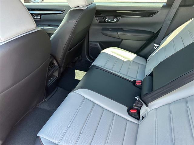 new 2026 Honda CR-V Hybrid car, priced at $40,958