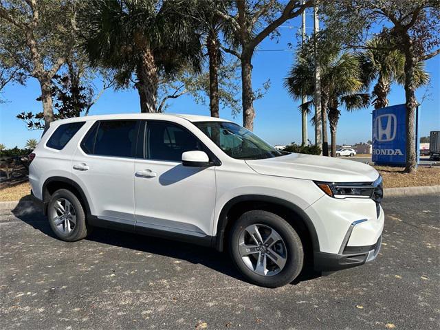 new 2025 Honda Pilot car, priced at $46,044