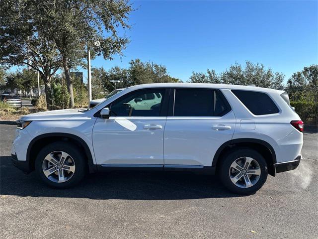 new 2025 Honda Pilot car, priced at $46,044