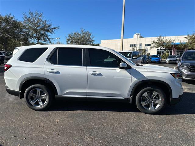 new 2025 Honda Pilot car, priced at $46,044