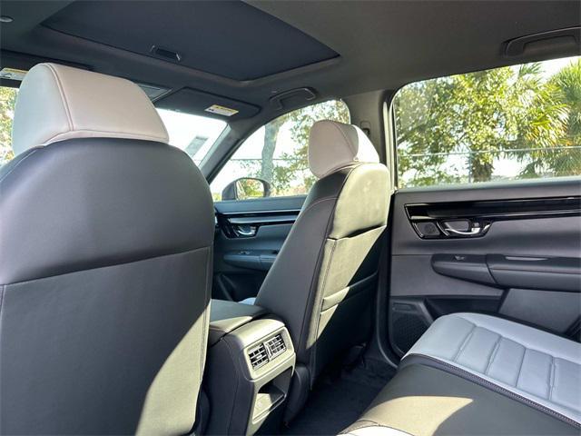 new 2026 Honda CR-V Hybrid car, priced at $43,645