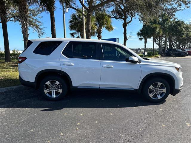 new 2025 Honda Pilot car, priced at $45,262