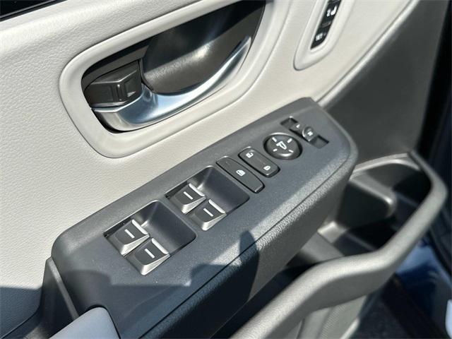 new 2025 Honda Pilot car, priced at $47,260