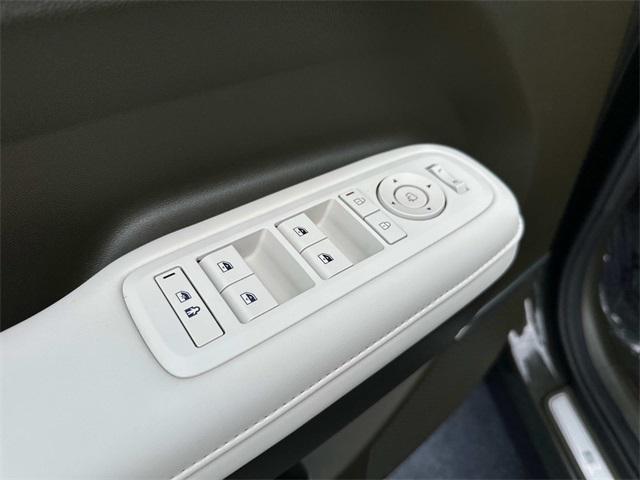used 2024 Hyundai Santa Fe car, priced at $36,400