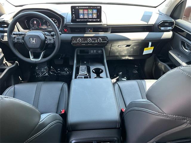 new 2025 Honda Pilot car, priced at $49,563