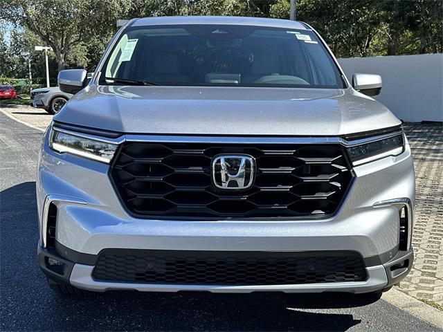 new 2025 Honda Pilot car, priced at $42,663