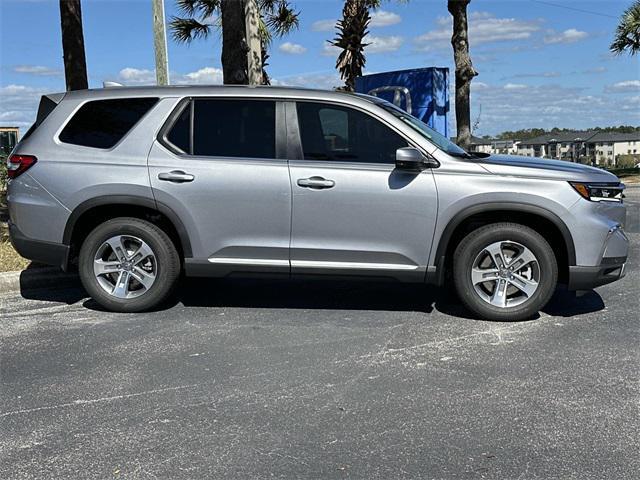 new 2025 Honda Pilot car, priced at $42,663