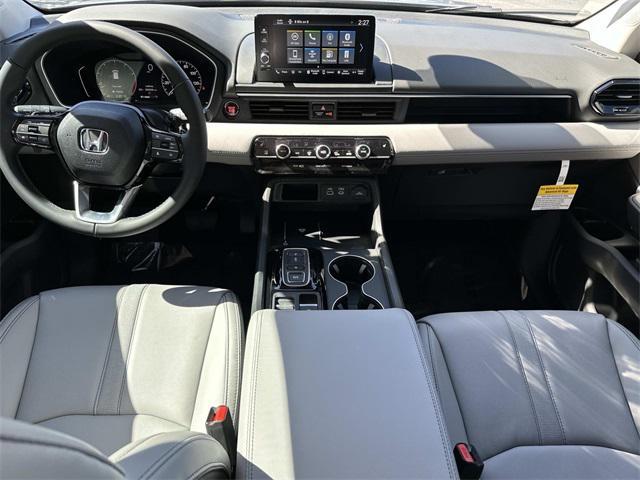 new 2025 Honda Pilot car, priced at $42,663