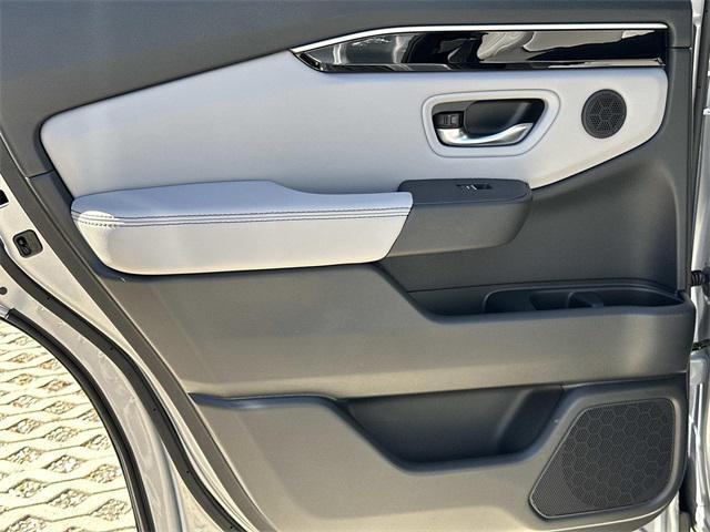 new 2025 Honda Pilot car, priced at $42,663