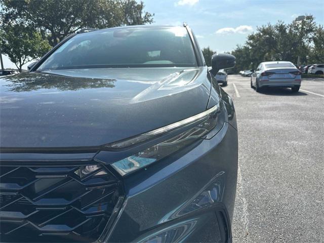 new 2025 Honda CR-V Hybrid car, priced at $39,884