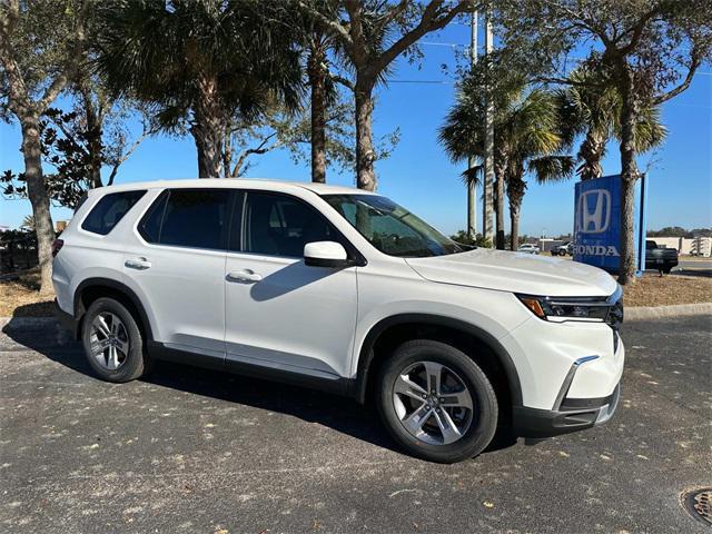 new 2025 Honda Pilot car, priced at $43,390