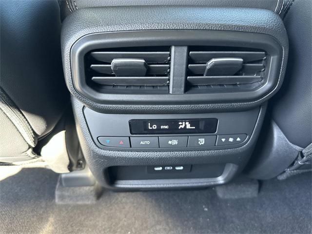 new 2025 Honda Pilot car, priced at $48,288