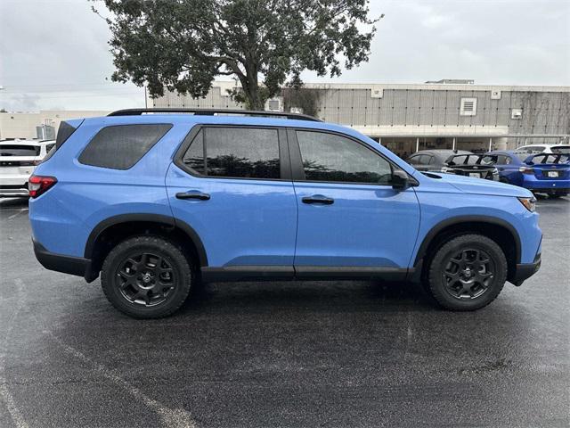 new 2025 Honda Pilot car, priced at $48,660
