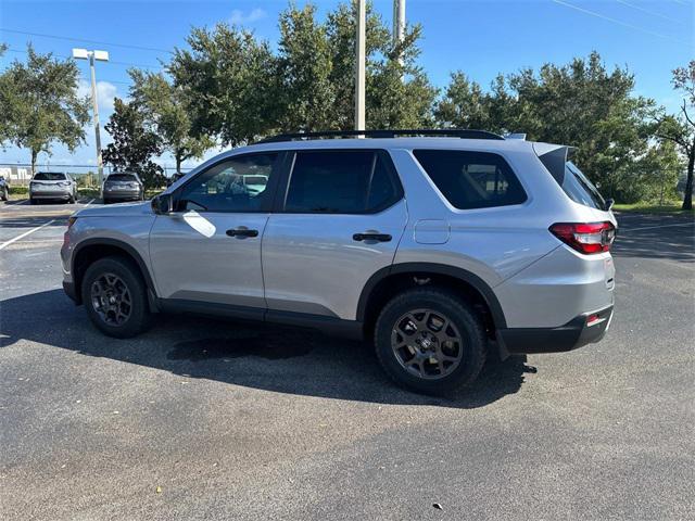 new 2025 Honda Pilot car, priced at $48,672