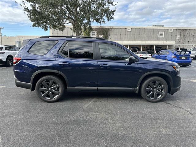 new 2025 Honda Pilot car, priced at $40,155