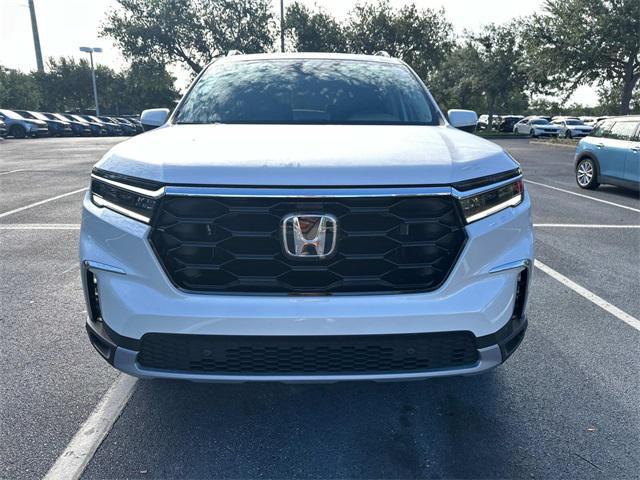new 2025 Honda Pilot car, priced at $47,567