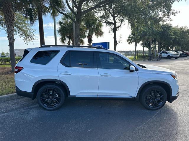 new 2025 Honda Pilot car, priced at $47,567