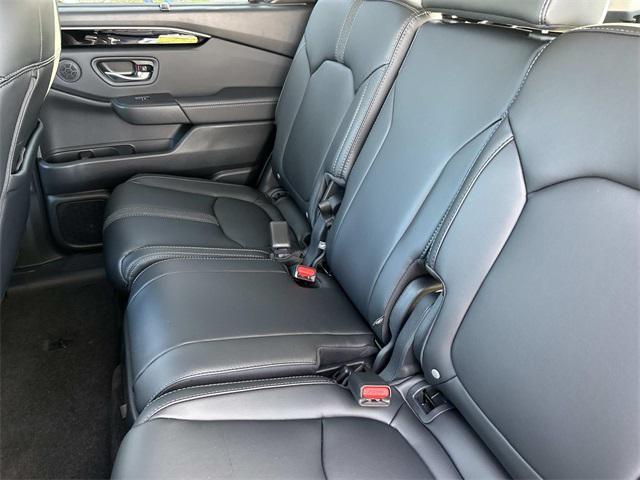 new 2025 Honda Pilot car, priced at $43,211