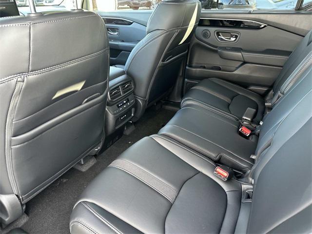 new 2025 Honda Pilot car, priced at $43,211