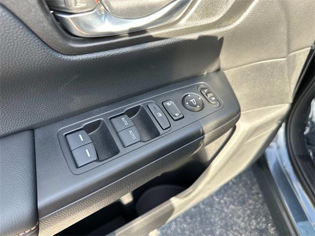 new 2026 Honda CR-V Hybrid car, priced at $37,025