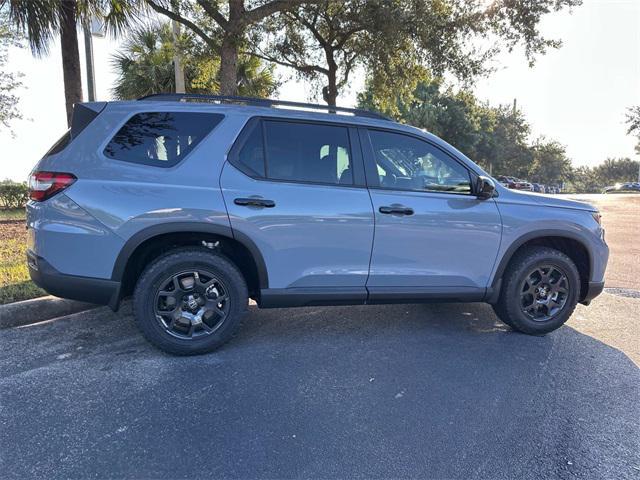 new 2025 Honda Pilot car, priced at $48,975