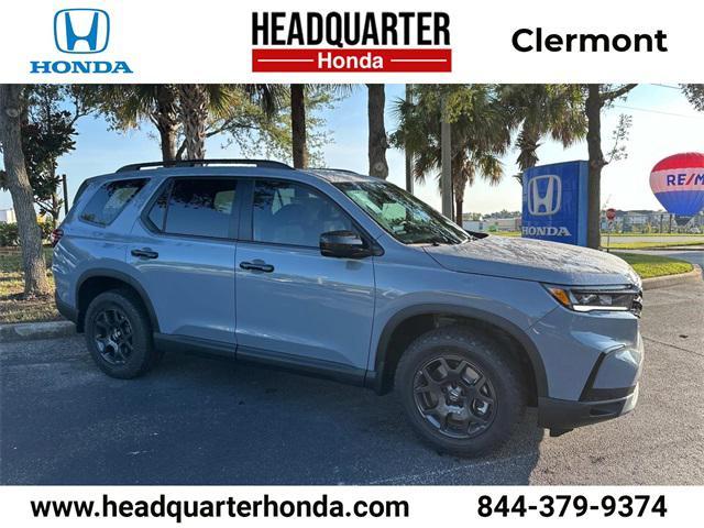 new 2025 Honda Pilot car, priced at $48,975