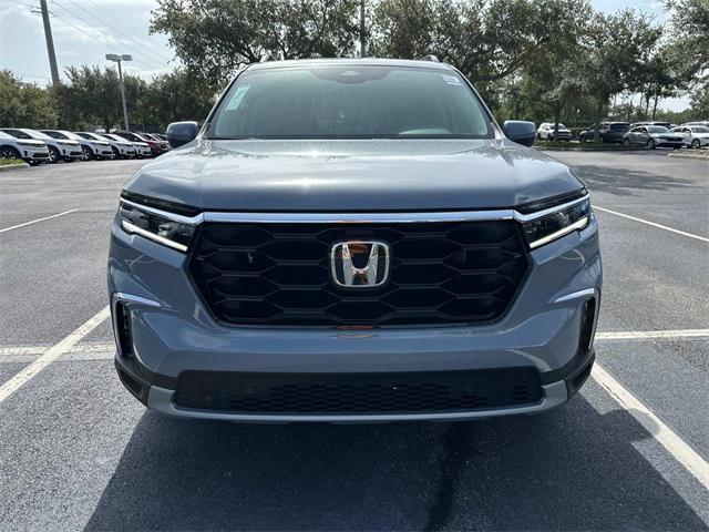 new 2025 Honda Pilot car, priced at $49,518
