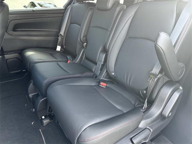 new 2026 Honda Odyssey car, priced at $44,235