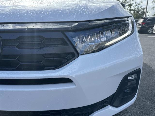new 2026 Honda Odyssey car, priced at $44,235