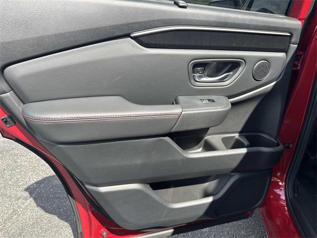 new 2025 Honda Pilot car, priced at $52,452