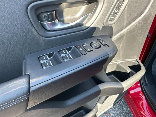 new 2025 Honda Pilot car, priced at $47,567