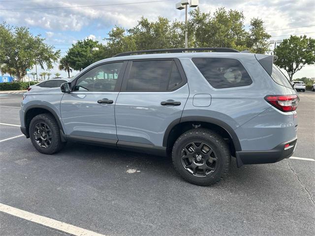 new 2025 Honda Pilot car, priced at $48,615