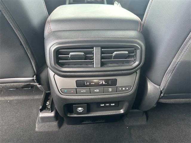 new 2025 Honda Pilot car, priced at $48,615