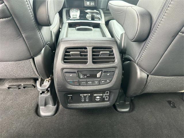 used 2022 Honda Pilot car, priced at $31,100