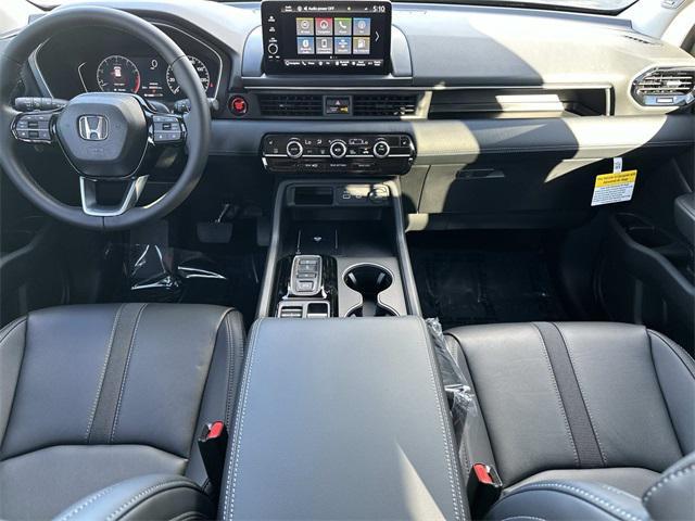 new 2025 Honda Pilot car, priced at $47,673