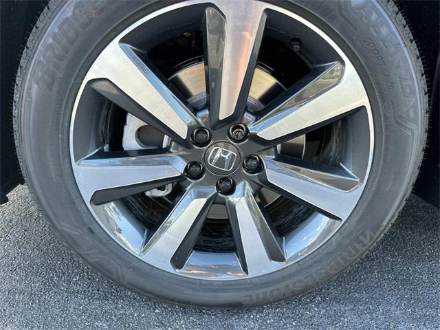new 2025 Honda Pilot car, priced at $47,673