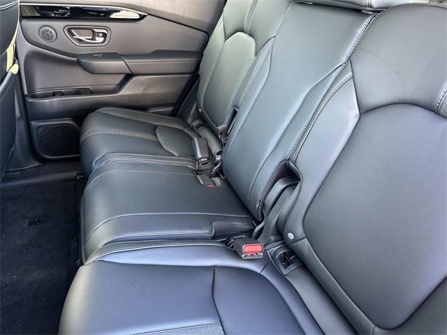 new 2025 Honda Pilot car, priced at $47,673