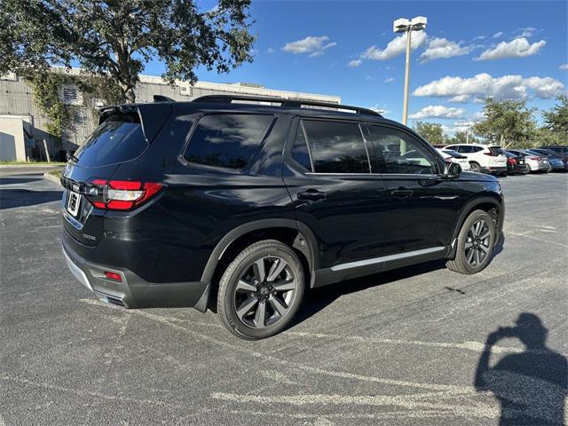 new 2025 Honda Pilot car, priced at $47,673