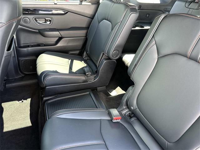 used 2025 Honda Pilot car, priced at $43,200