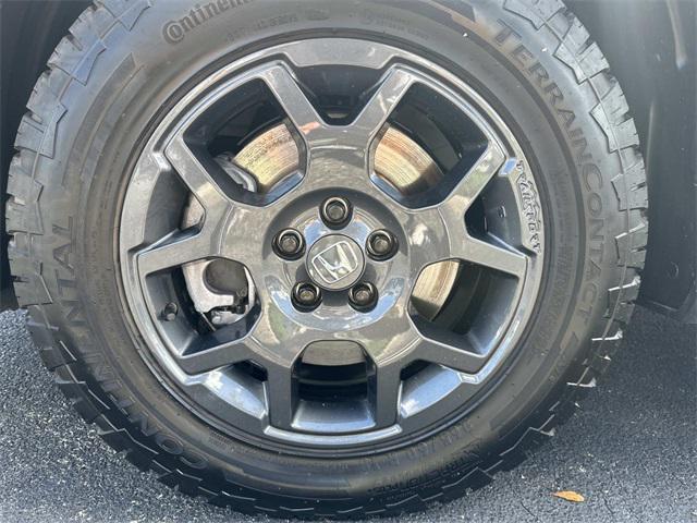 used 2025 Honda Pilot car, priced at $43,200