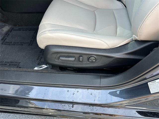 new 2025 Honda Accord Hybrid car, priced at $37,957
