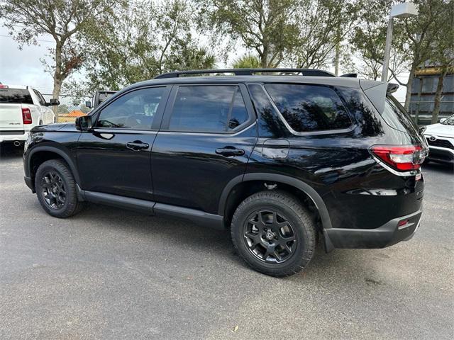 new 2025 Honda Pilot car, priced at $48,733