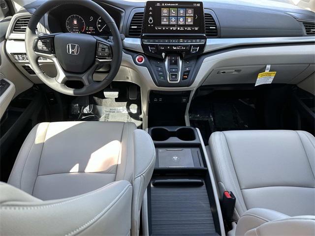 new 2026 Honda Odyssey car, priced at $43,471