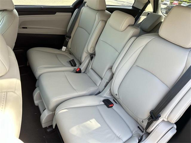 new 2026 Honda Odyssey car, priced at $43,471