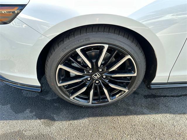new 2025 Honda Accord Hybrid car, priced at $38,389