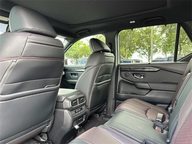 new 2025 Honda Pilot car, priced at $53,563