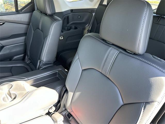 new 2025 Honda Pilot car, priced at $48,288