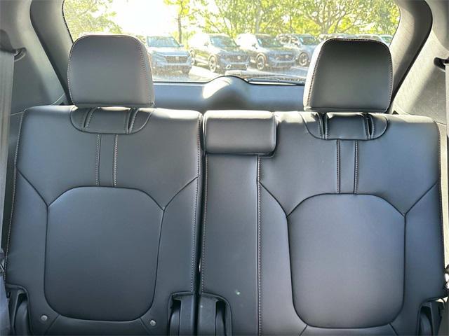 new 2025 Honda Pilot car, priced at $48,615